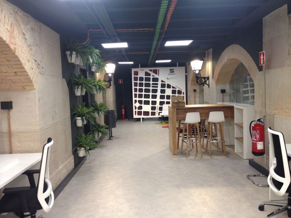 METROPOLIS LAB Interiorismo de oficinas y espacios contract